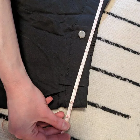 Black Cargo Cut Out Pants - Picture 4 of 4